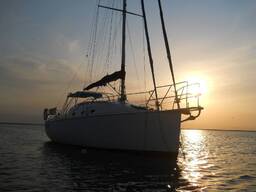 Construction of any sailing and motor boats with aluminum hulls. Custom built.