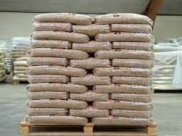 Pine Wood Pellets / EN plus Wood Pellets A1 \Wood pellets for sale 15kg bags