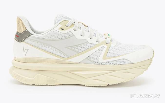 Спортивная итальянская обувь Diadora