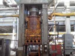 Hydraulic press for plastics, force 1000t