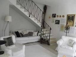 Вилла на морском курорте Анцио в Италии